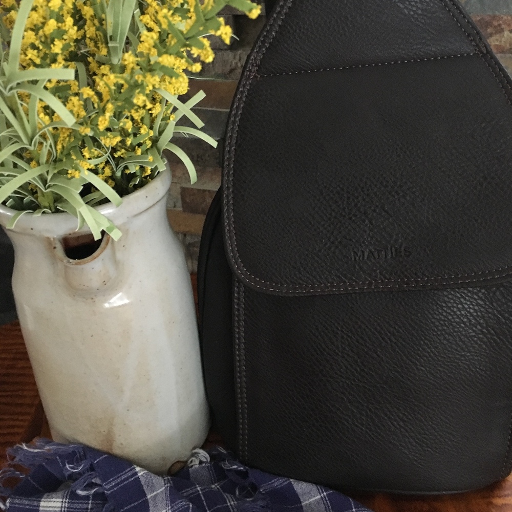MATTIES Dark Brown Leather Backpack!